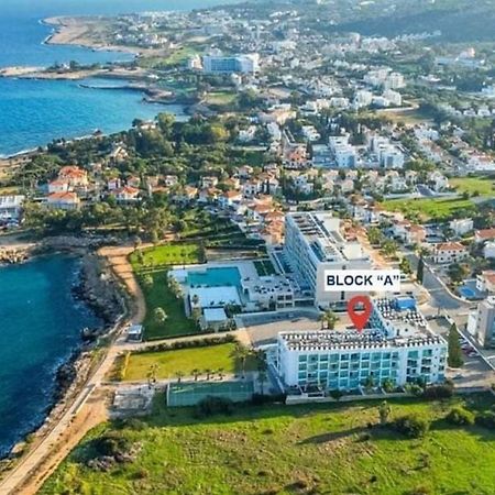 Amber - Coralli Beachfront Apartment Protaras Exterior photo