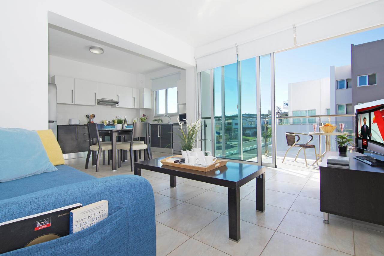 Amber - Coralli Beachfront Apartment Protaras Exterior photo